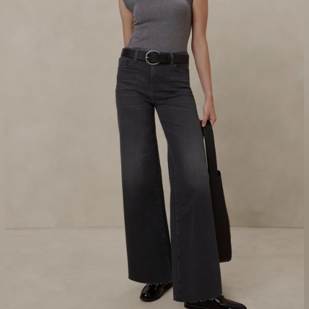 Banana Republic Wide Leg Charcoal Wash Jeans